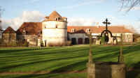 chateau-_d-epoisses_2.JPG (898940 octets)