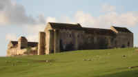 ferme-fortifiee-de_pisy.JPG (820829 octets)